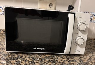 Microondas Orbegozo con Grill