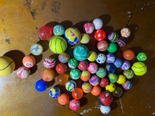Lote de pelotas saltarinas de colores