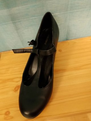 Zapatos tacón cuadrado negros Talla 40