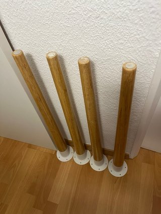 Mesa de escritorio blanca