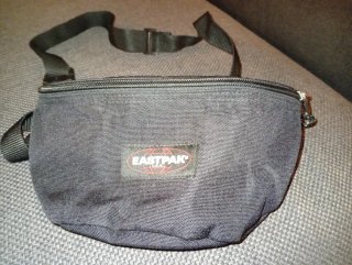 Riñonera Eastpak Negra