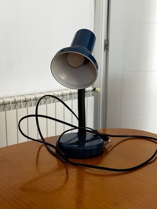 Lámpara de mesa azul