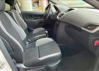 Peugeot 207 2007