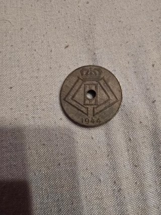 Moneda antigua 1944 cuando ecupacion nazi
