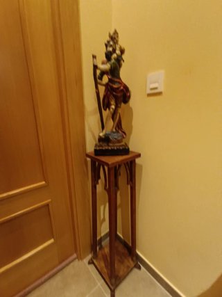 Mueble de madera