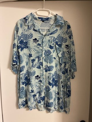 Camisas Hawaiana Estampada Azul y verde Talla L