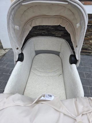 Carrito de Bebé con Capota Beige