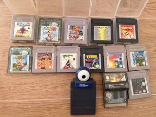 Lote 13 Juegos y Cámara para Game Boy