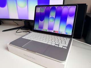 MacBook Neo Apple Gris con Caja y Garantía