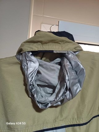ANORAK UNISEX. TALLA GRANDE