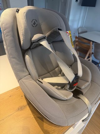 Silla coche Maxi-Cosi con base Isofix