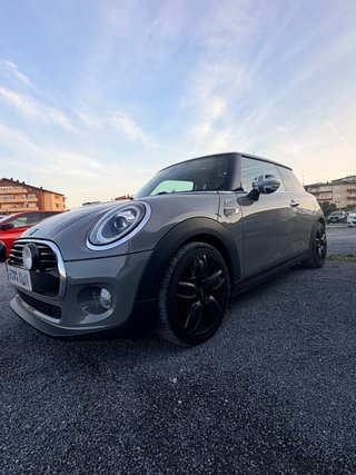 MINI Cooper 2018
