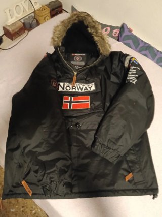 Canguro Geographical Norway Negro