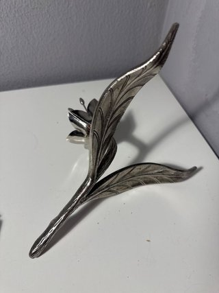 Cenicero vintage metálico forma de flor plateado