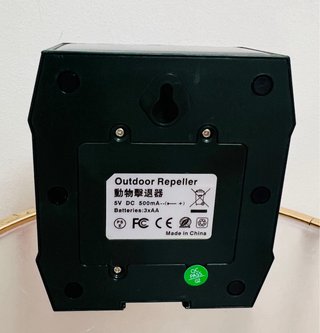 Repelente Solar de Pragas com Luzes LED