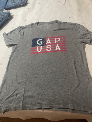 Camiseta GAP USA Bandera Americana Gris