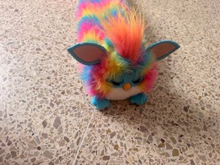 Furby DJ Arcoíris