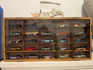 Expositor Hot Wheels de Madeira