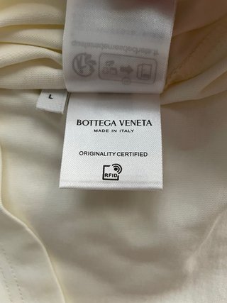 Camiseta Bottega Veneta Beige/Marrón