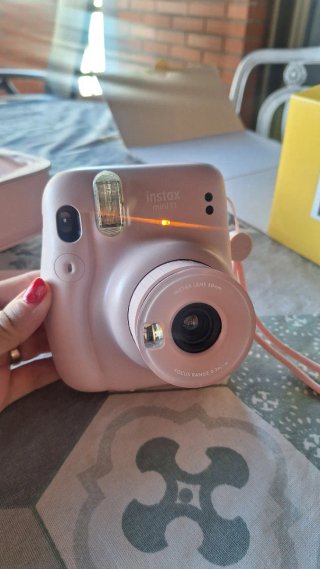 Cámara instantánea Fujifilm Instax Mini 11 Rosa