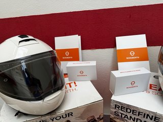 2 Cascos Schuberth C4 con Intercomunicadores
