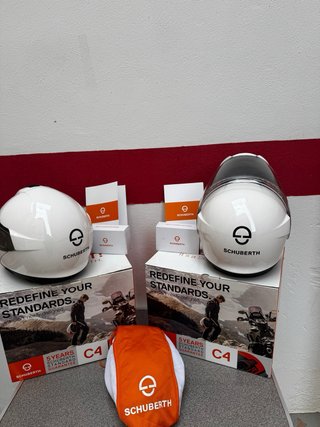 2 Cascos Schuberth C4 con Intercomunicadores