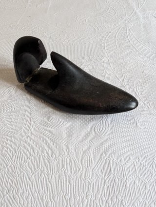 Horma de zapato madera con bisagra