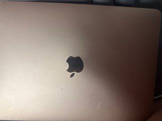 MacBook Air Apple