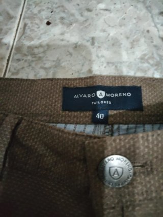 Pantalón pana marrón nuevo