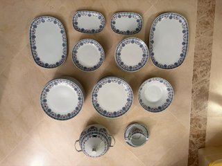 Vajilla Completa Vintage de Porcelana