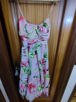 Vestido de seda con estampado floral