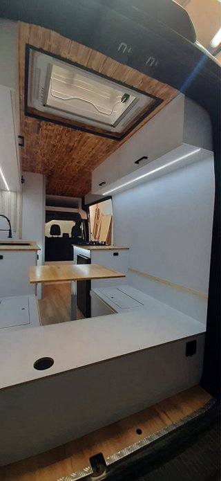 FORD TRANSIT L3H3 CAMPERIZADA ( A ESTRENAR )