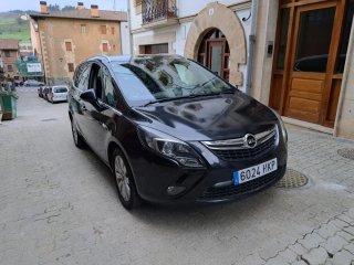 Opel Zafira Tourer 2012