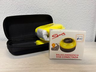 Baliza V16 DGT y Chaleco Reflectante