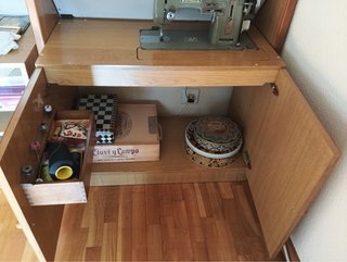Máquina de Coser Wertheim con Mueble