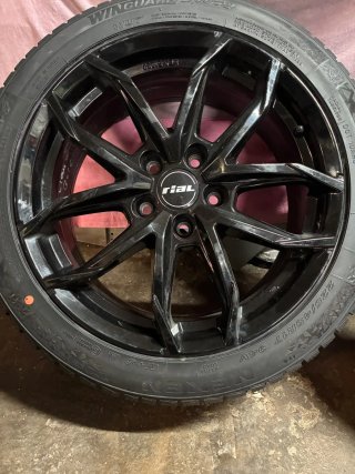 Llantas Rial 17 pulgadas 5x112 con neumáticos