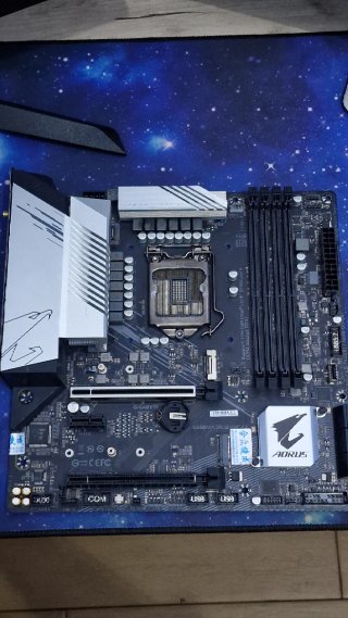 Placa Base Gigabyte B560M AORUS PRO AX ( WIFI )