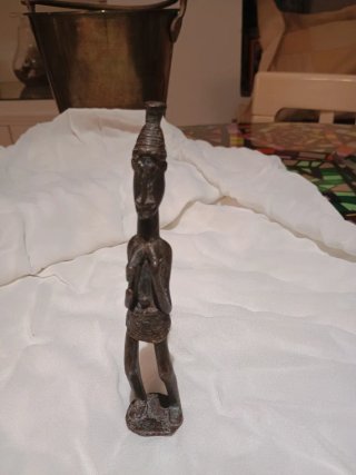 Figura de Bronce Estilo Dogón