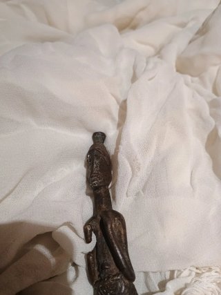 Figura de Bronce Estilo Dogón