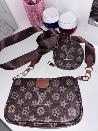 Bolso bandolera con monedero