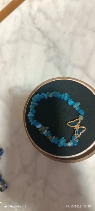 Pulsera de Piedra Natural con Dije de Mariposa