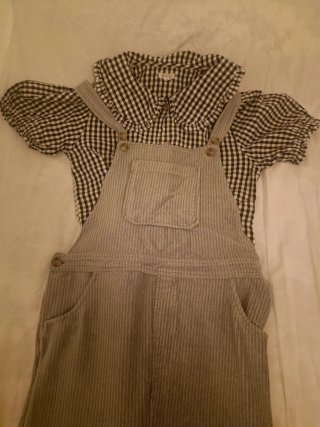 Conjunto Camisa de Cuadros y Peto
