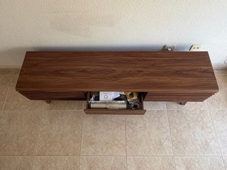 Mueble TV de Madera Estilo