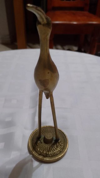 Figura de Pájaro en Bronce