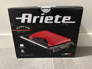 SANDWICHERA ARIETE PANINI GRILL