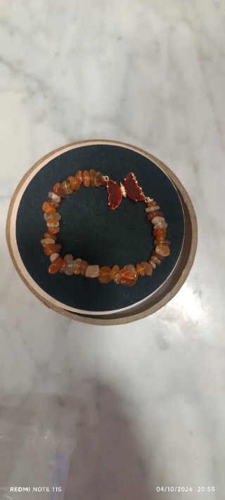 Pulsera de Piedra Natural con Dije de Mariposa