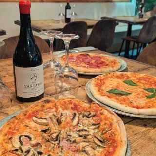 Creadora de Contenido para Restaurantes y Hoteles