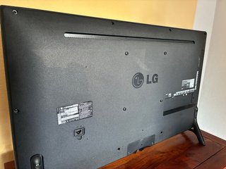 TV LG 40” ultraHD como nueva