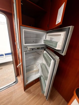 AUTOCARAVANA CAPUCHINA CHALLENGER MAGEO 5 PLAZAS