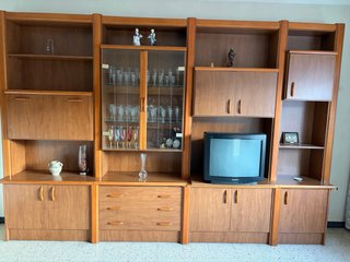 Mueble de comedor de madera